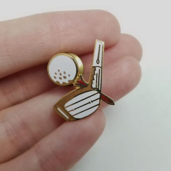 Vintage Golf Club Tee and Ball White Enamel Gold Tone Brooch Lapel Pin, Golfer - Picture 2 of 6